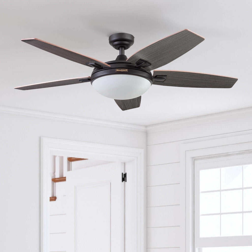 Ventilateur de plafond Honeywell Carmel 48 avec éclairage intégré et télécommande