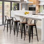Lot de 4 tabourets de bar industriels en métal avec dossier et assise en bois