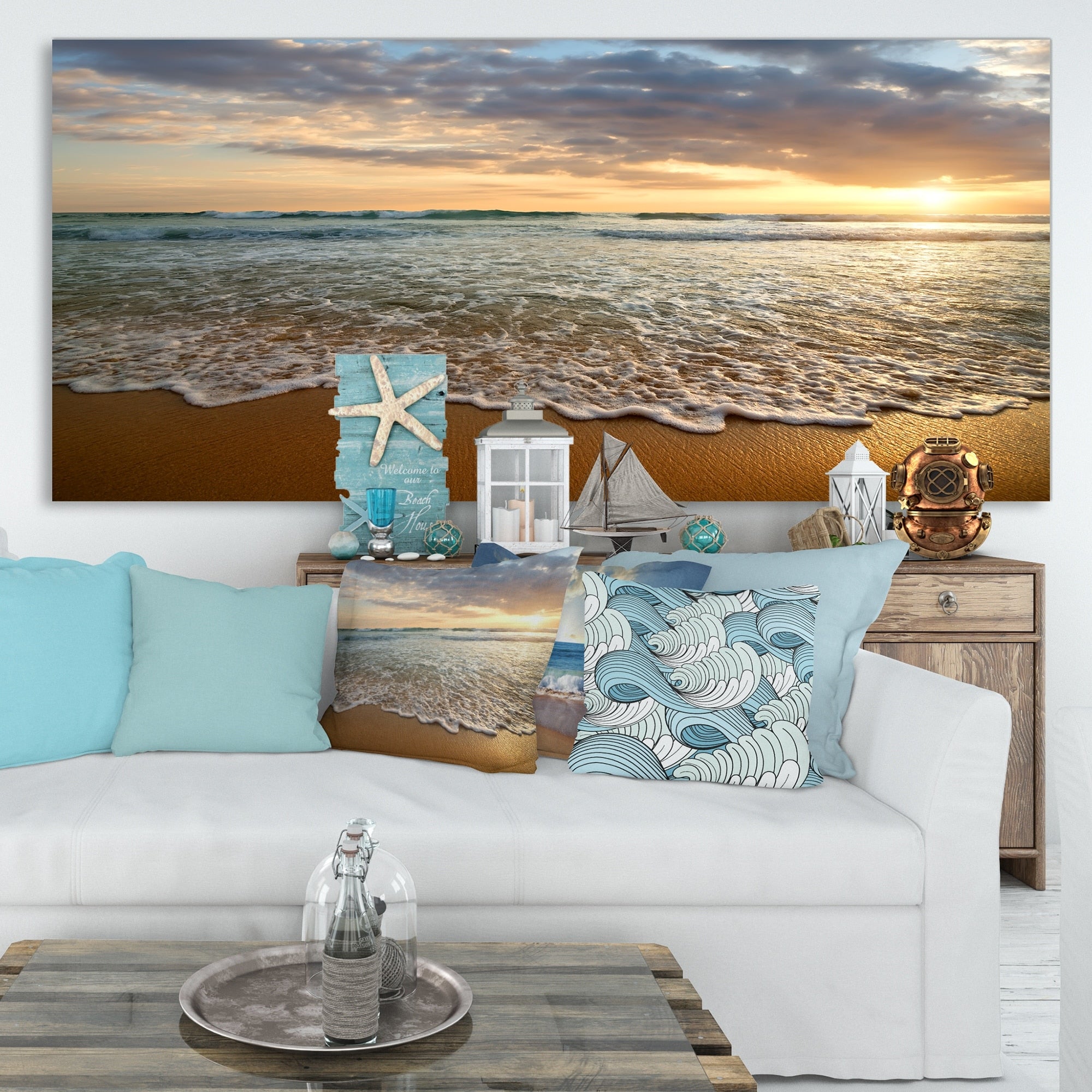 Coucher de soleil nuageux et lumineux sur un océan calme - Toile d'art contemporain représentant un paysage marin