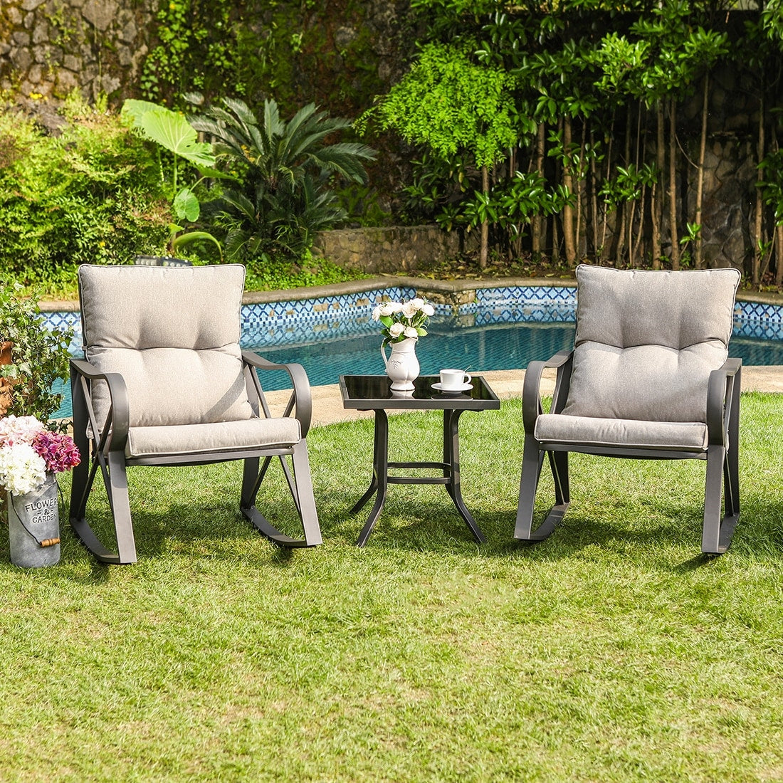 Ensemble de 3 chaises à bascule d'extérieur COSIEST avec table d'appoint