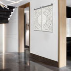 Décoration murale en bois blanc ivoire vieilli avec des accents noirs (lot de 2)