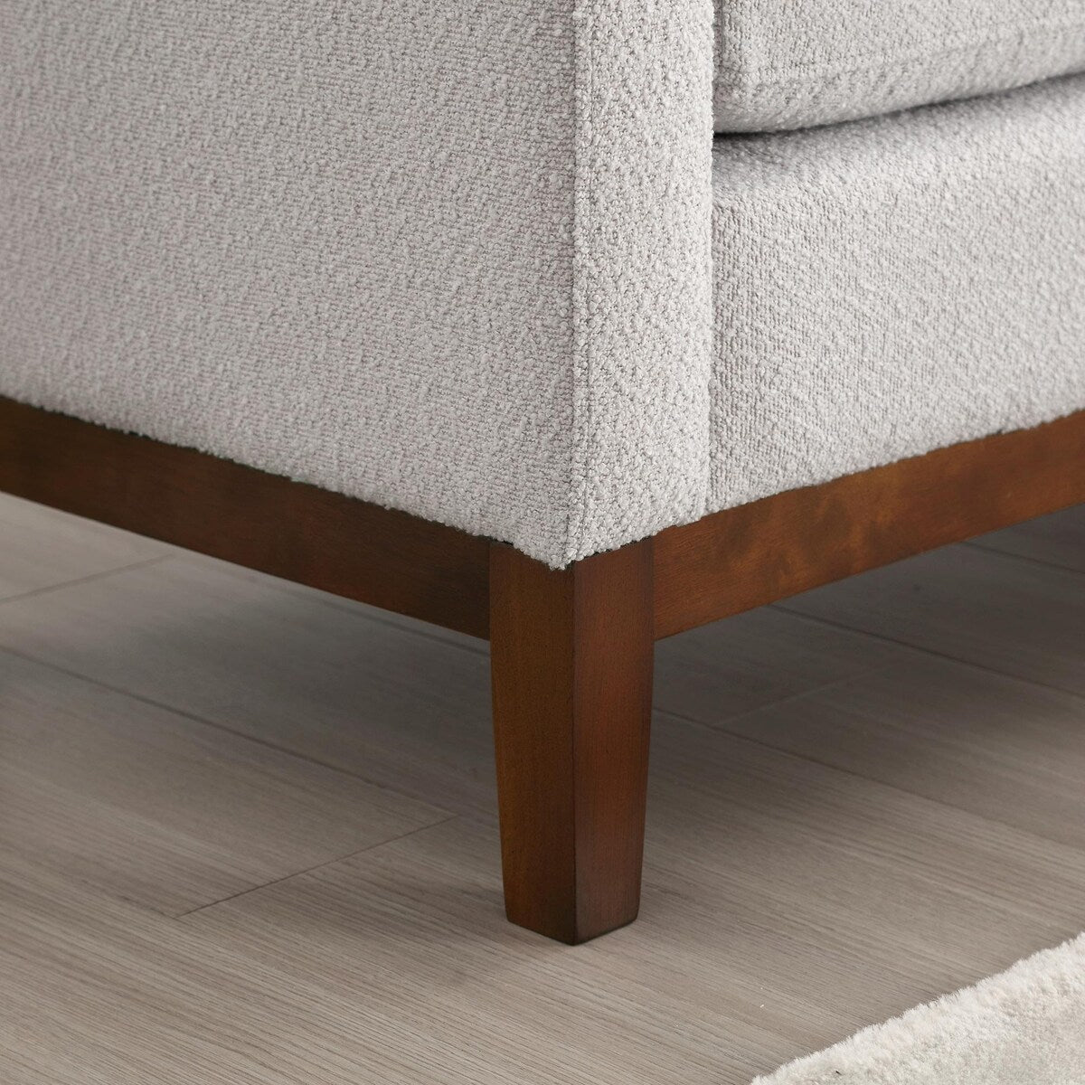 Élégant banc ottoman rembourré de 53,5 pouces avec pieds en bois et coussins traversins