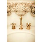 Robinet de salle de bain à large entraxe Heritage de 8 po
