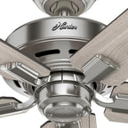 Ventilateur de plafond Hunter 44 Altidore en nickel brossé avec éclairage LED et chaînette - Style campagnard, rustique, transitionnel