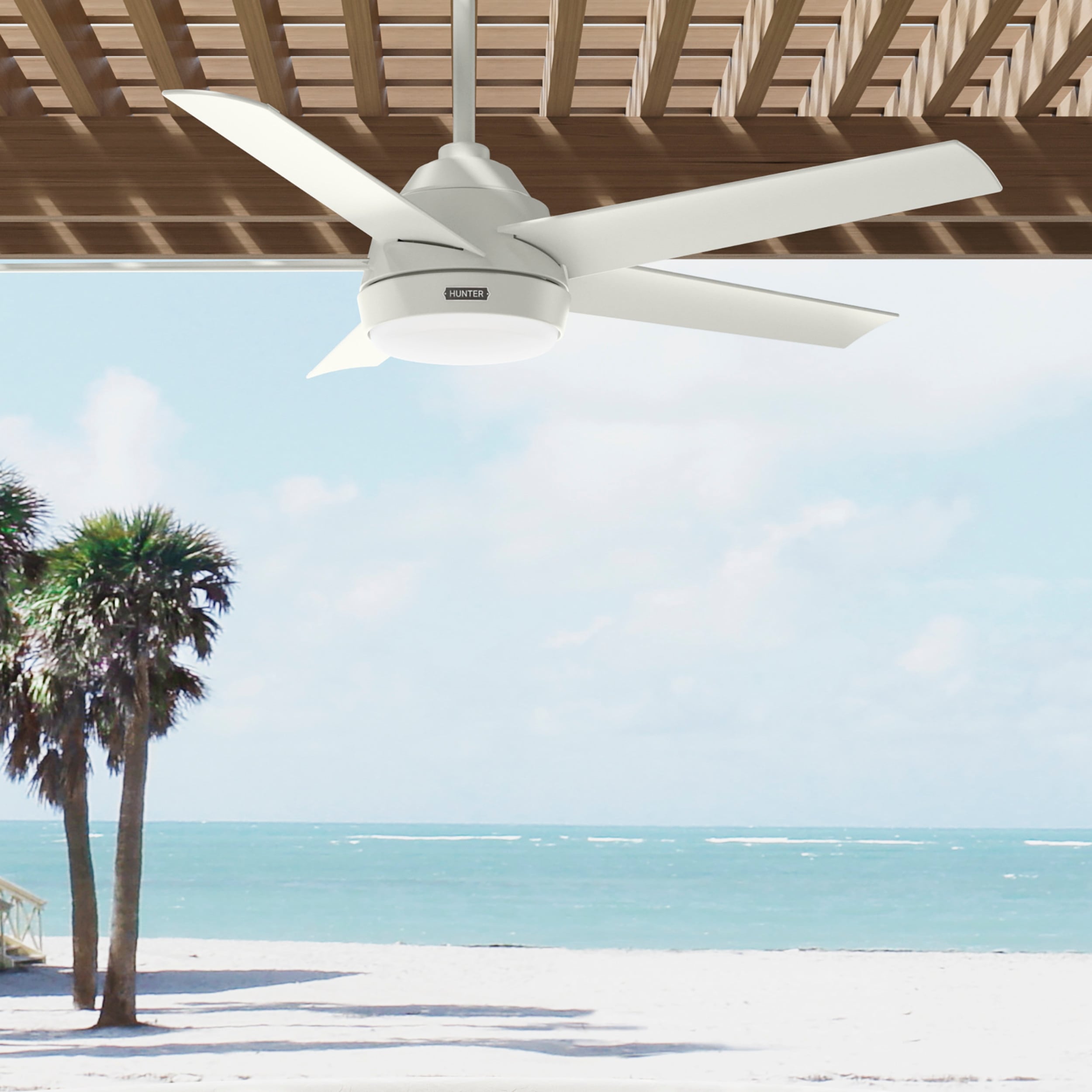 Ventilateur de plafond extérieur Hunter 52 Skyflow avec kit d'éclairage LED, commande murale - Côtier moderne contemporain - WeatherMax - CLASSÉ HUMIDE !