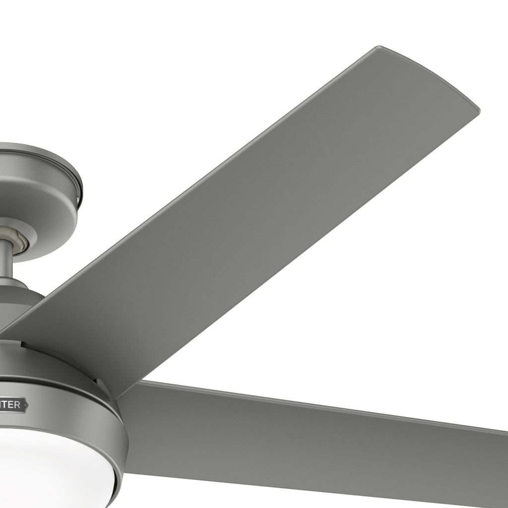 Ventilateur de plafond extérieur Hunter 52 Skyflow avec kit d'éclairage LED, commande murale - Côtier moderne contemporain - WeatherMax - CLASSÉ HUMIDE !