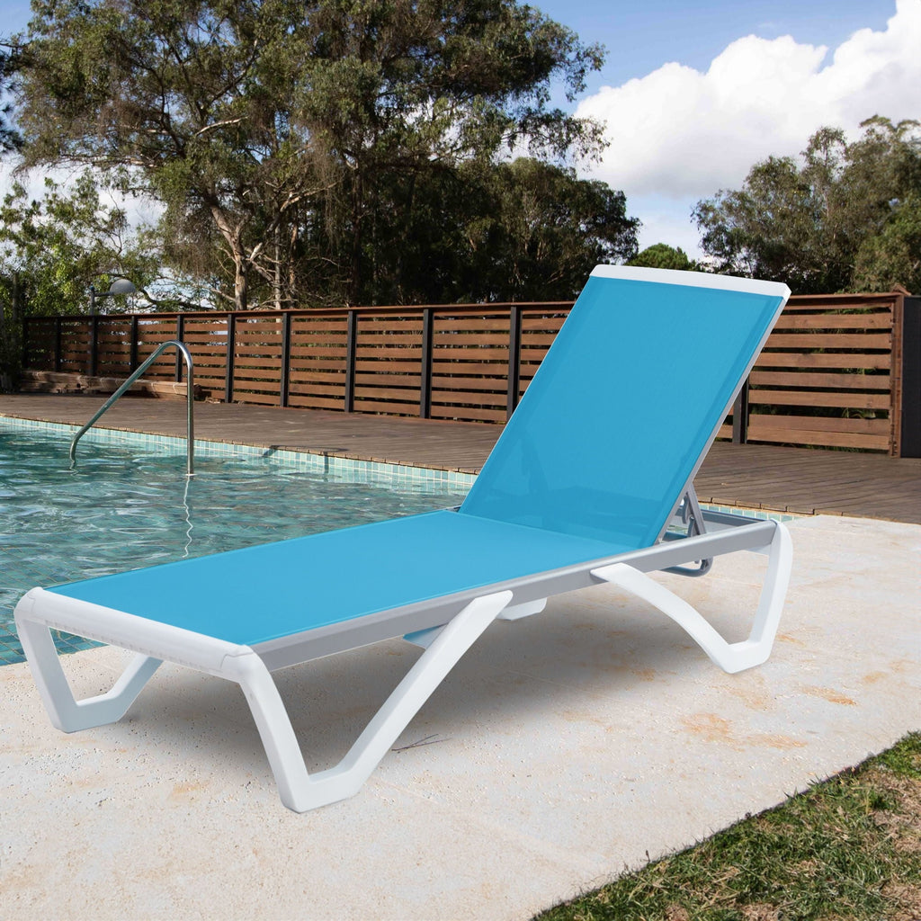Chaise longue inclinable et réglable Kozyard Alan, pieds entièrement plats en aluminium et résine polypropylène