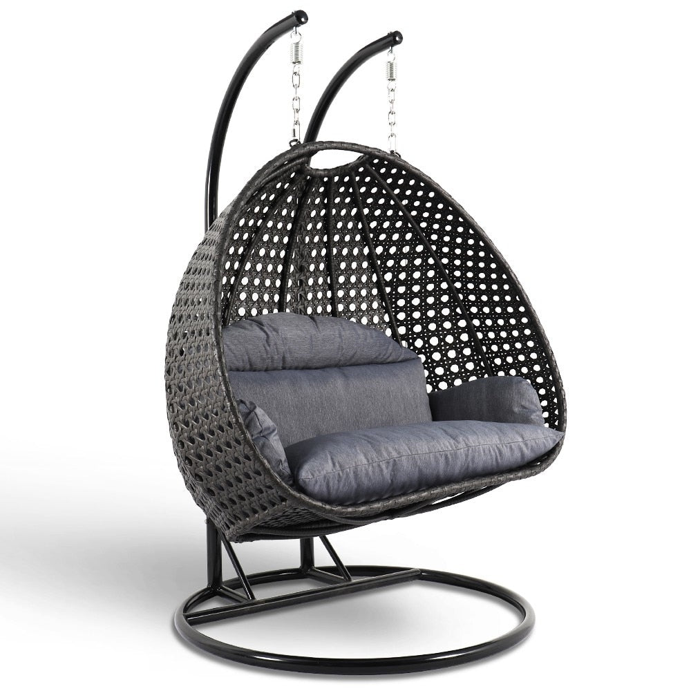 Fauteuil suspendu LeisureMod pour 2 personnes avec support - Chaise longue hamac en rotin et osier pour patio extérieur/intérieur avec coussins