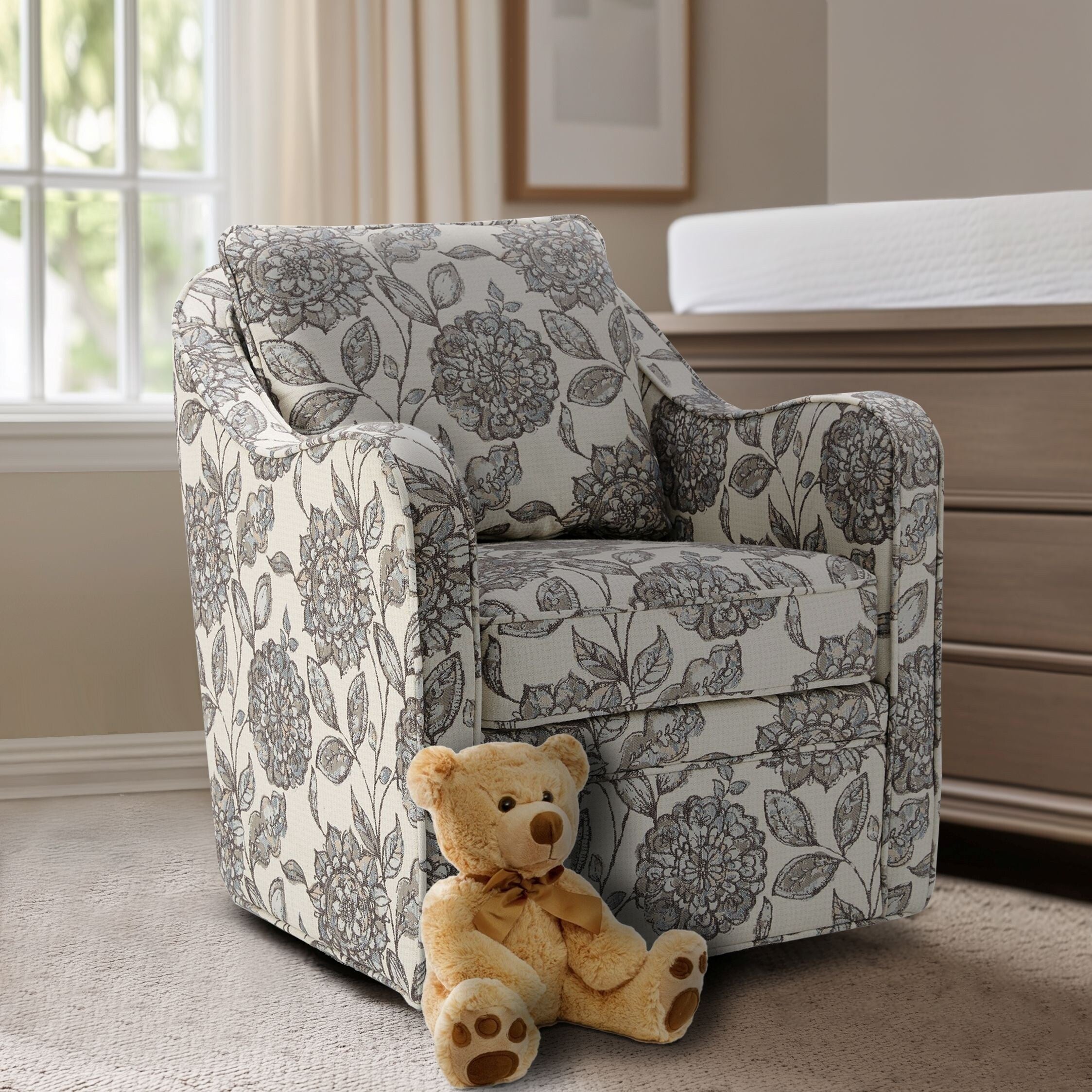 Fauteuil pivotant incurvé rembourré Madison Park Betty