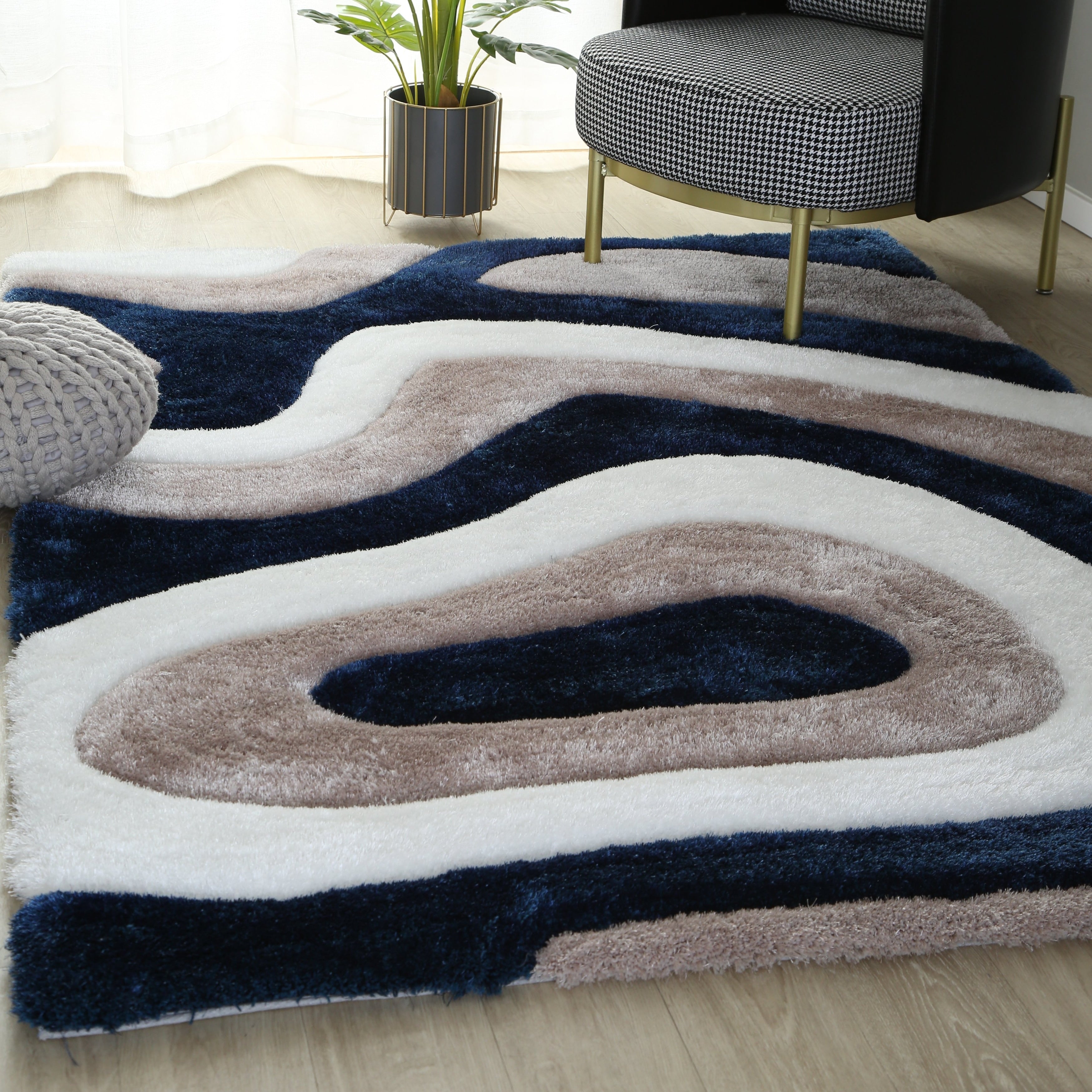 Tapis à poils longs Mateos au design abstrait