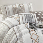 Ensemble de couette brodée bohème Nanshing Trina 15 pièces