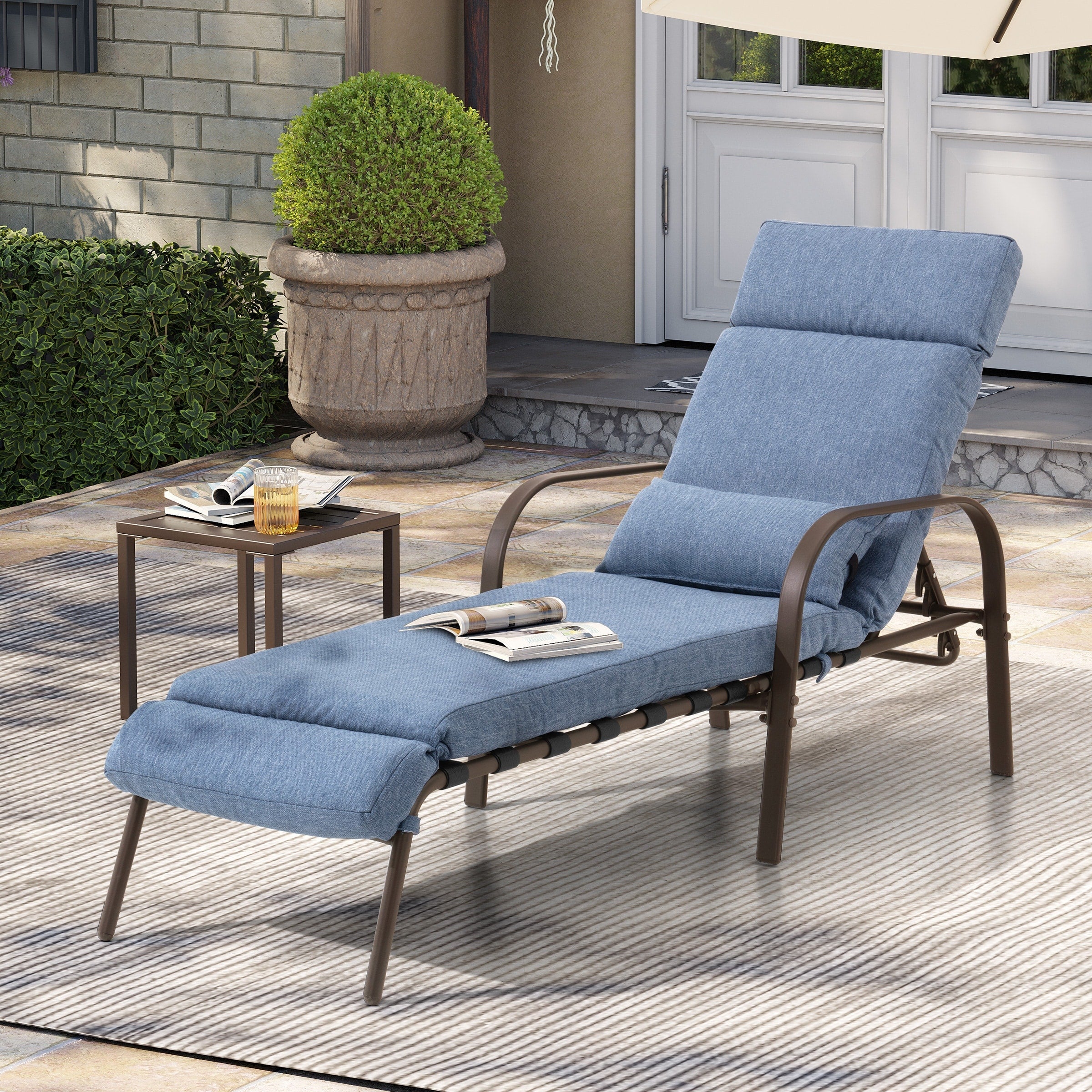 Chaise longue d'extérieur réglable avec coussin pour la plage et la piscine