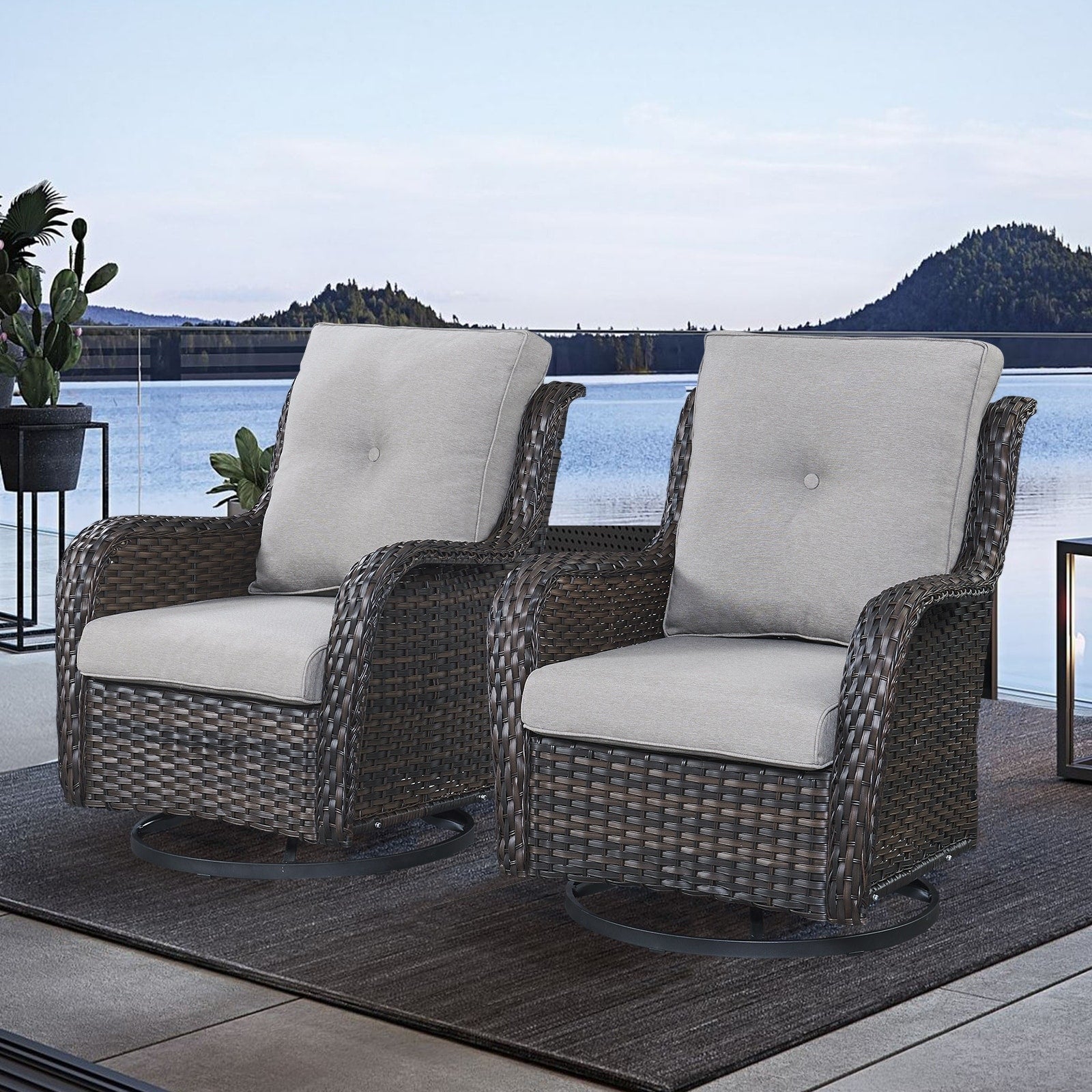 Chaises à bascule d'extérieur en osier Gymojoy avec base pivotante (lot de 2)