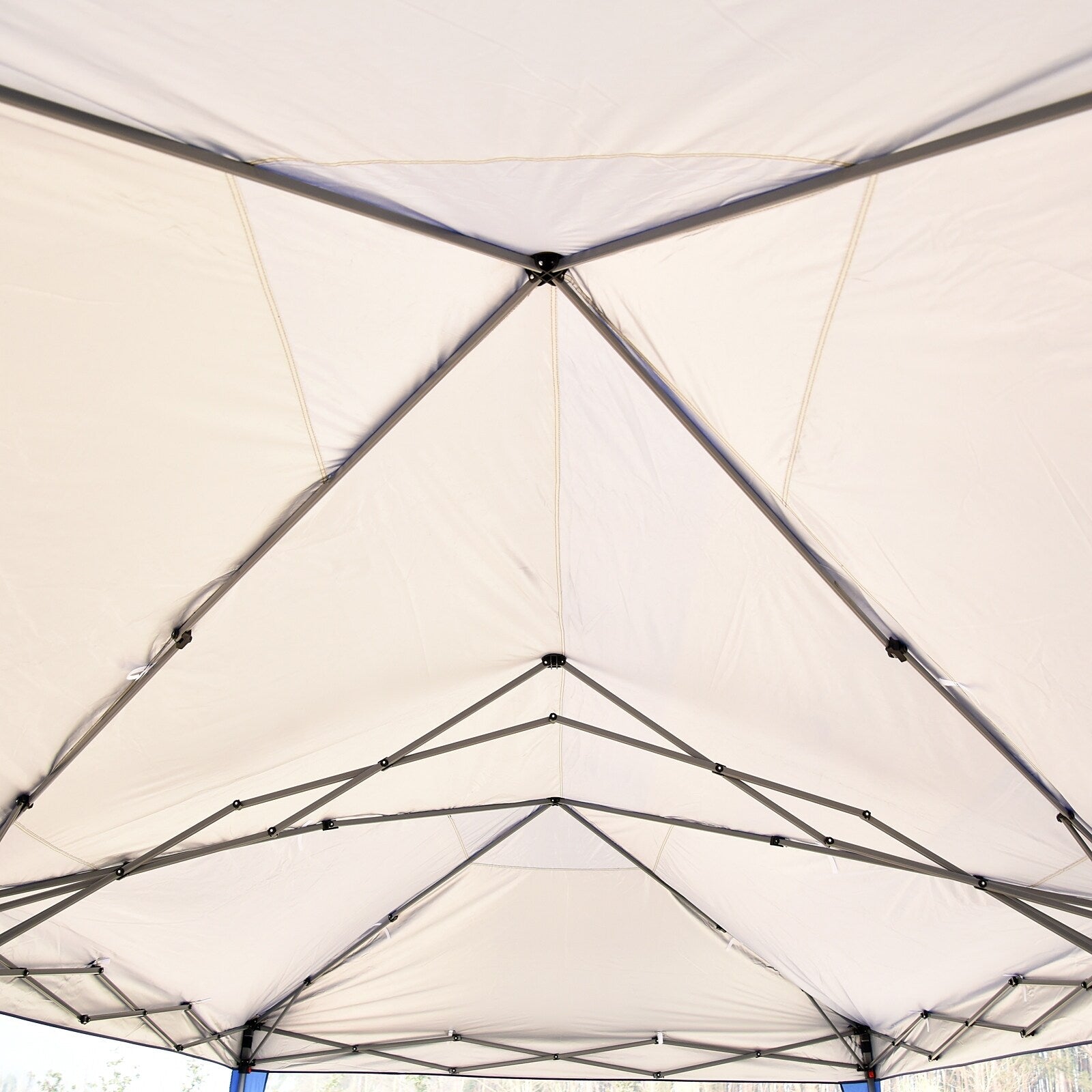 Auvent pop-up robuste Outsunny avec cadre robuste, toit anti-UV et sac de transport pour terrasse, jardin, plage et arrière-cour