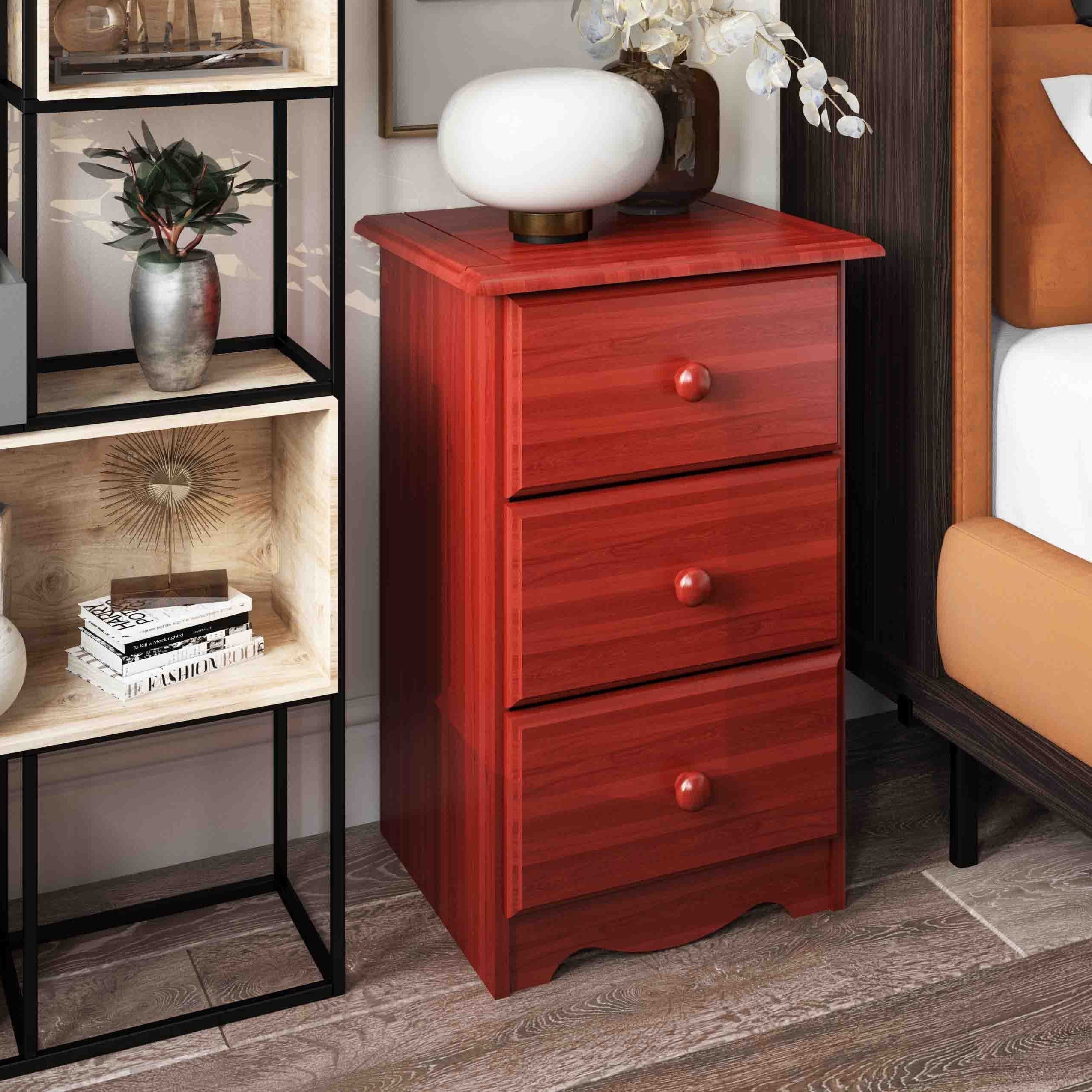 Table de chevet 3 tiroirs 100 % bois massif de Palace Imports avec boutons en métal ou en bois
