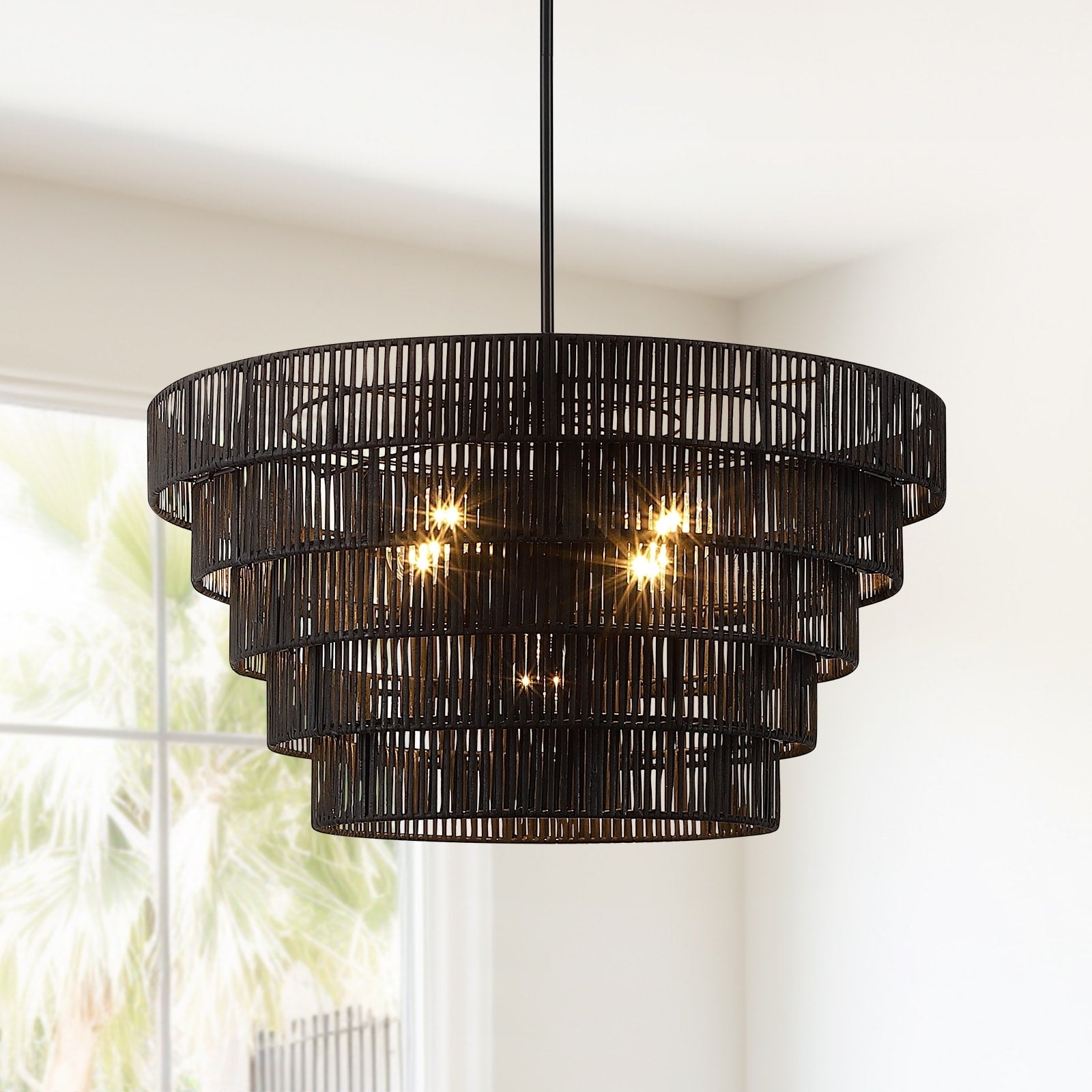 Lustre bohème moderne Piersan à 5 lumières avec abat-jour en rotin à plusieurs niveaux - 26 po de largeur