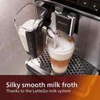 Machine à expresso haut de gamme, 12 cafés chauds/glacés, système LatteGo, moulin en céramique, chrome noir