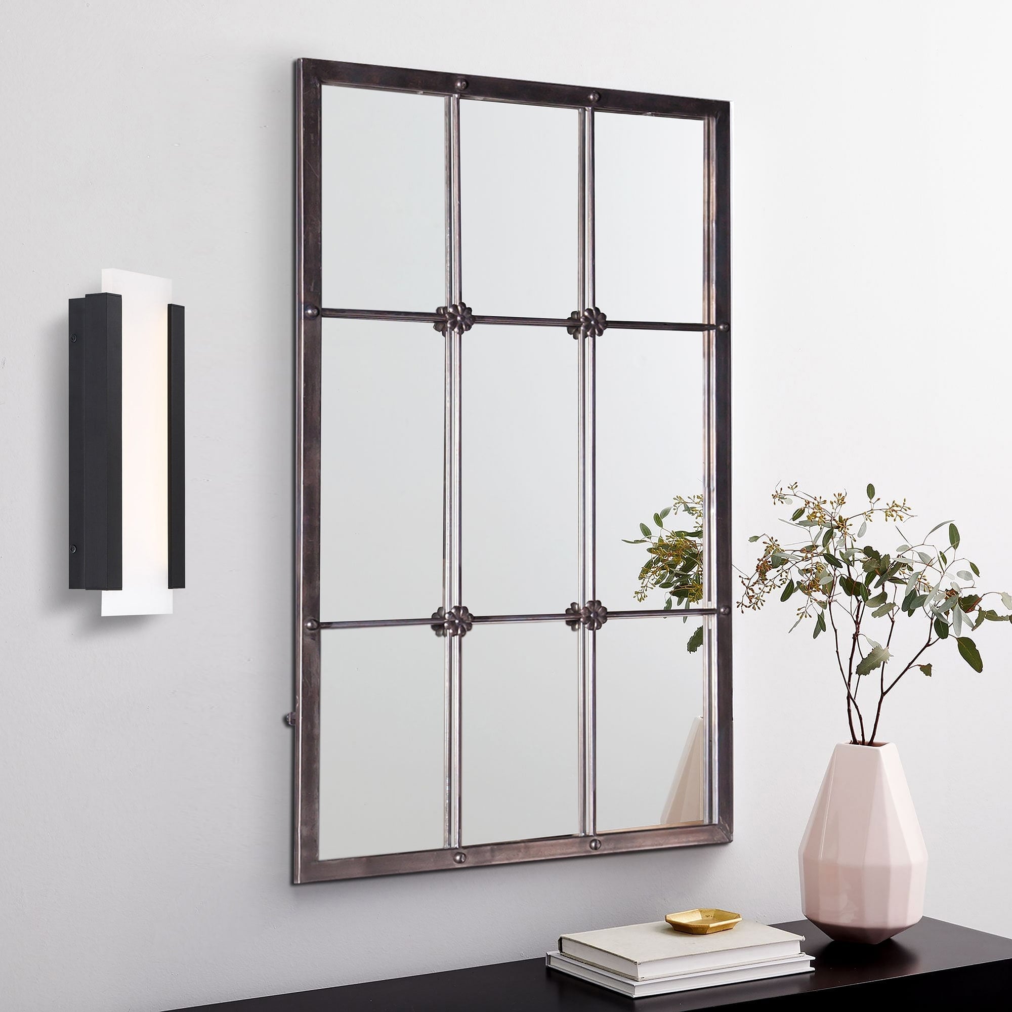 Miroir mural décoratif en métal brun rustique avec cadre en métal brun rustique - 37,75 H x 23,8 L x 1 P