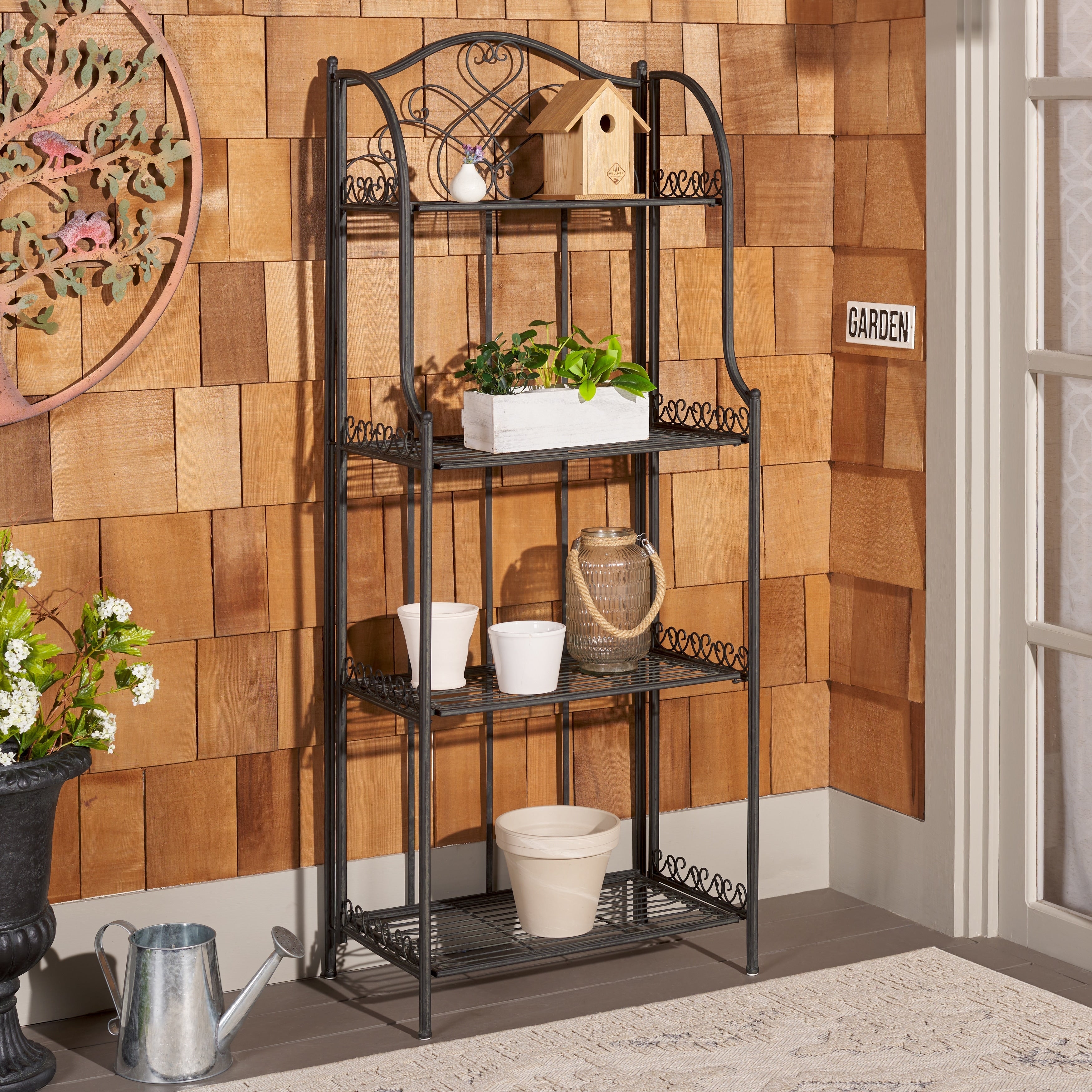 Étagère de boulangerie d'extérieur à 4 niveaux en fer forgé victorien SAFAVIEH Bryn - 25 po L x 15 po P x 63 po H - 25L x 15P x 63H