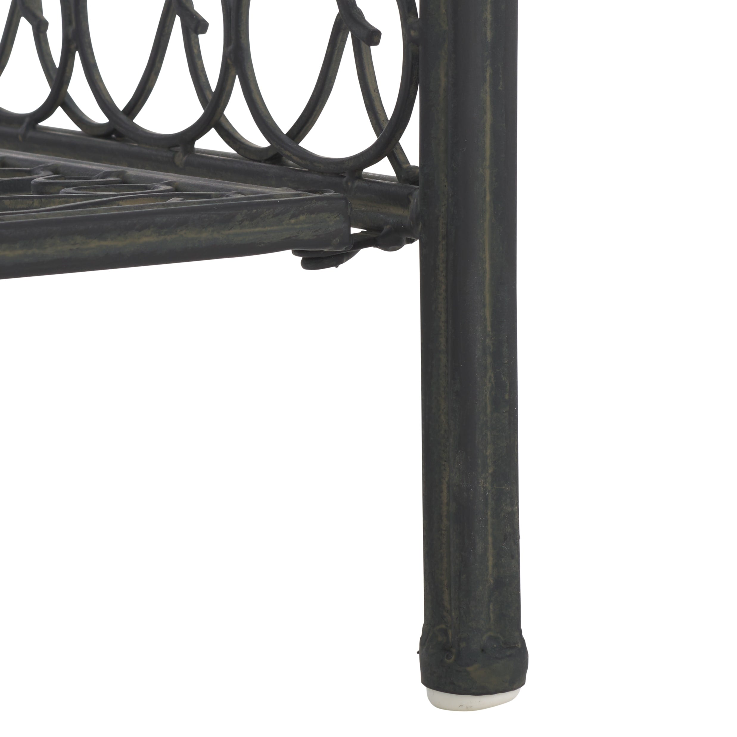 Étagère de boulangerie d'extérieur à 4 niveaux en fer forgé victorien SAFAVIEH Bryn - 25 po L x 15 po P x 63 po H - 25L x 15P x 63H
