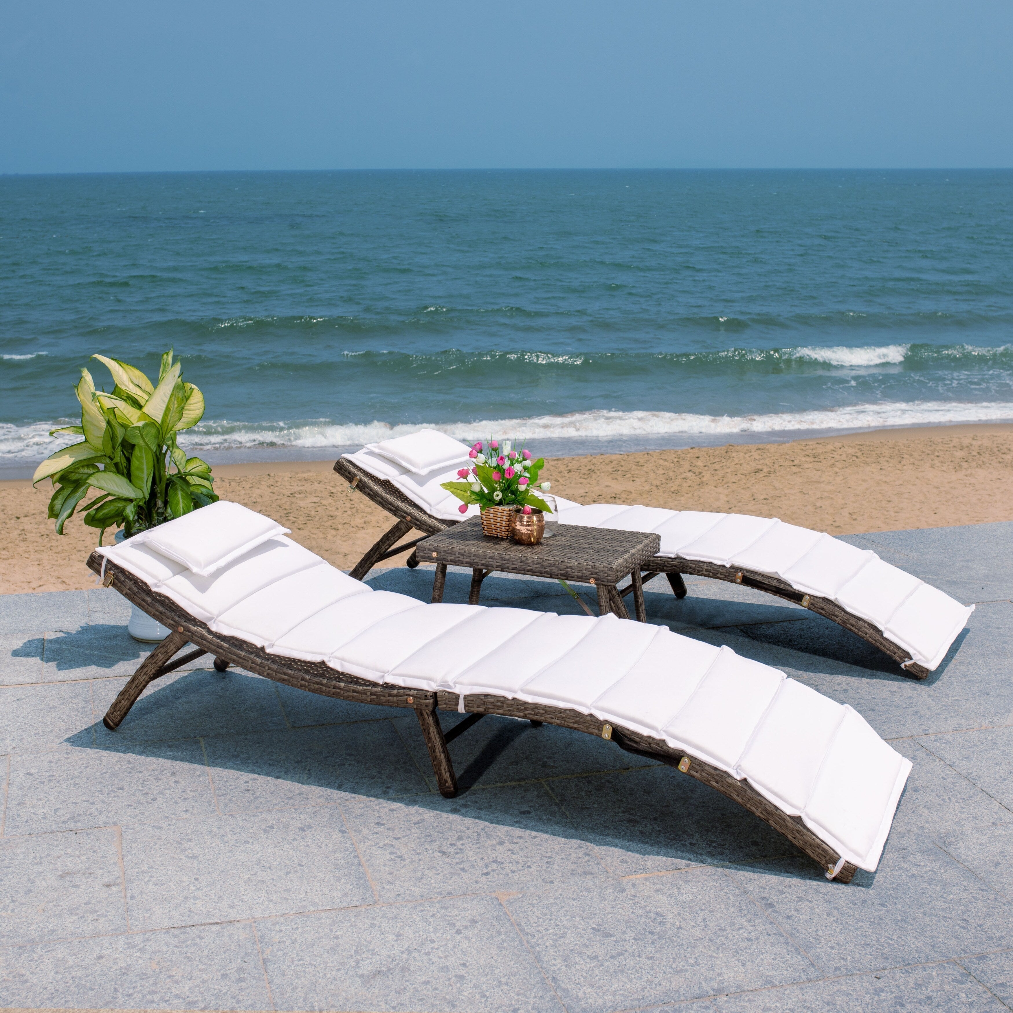 Ensemble de chaises longues d'extérieur Blaguna 3 pièces SAFAVIEH - 83 L x 20 P x 24 H