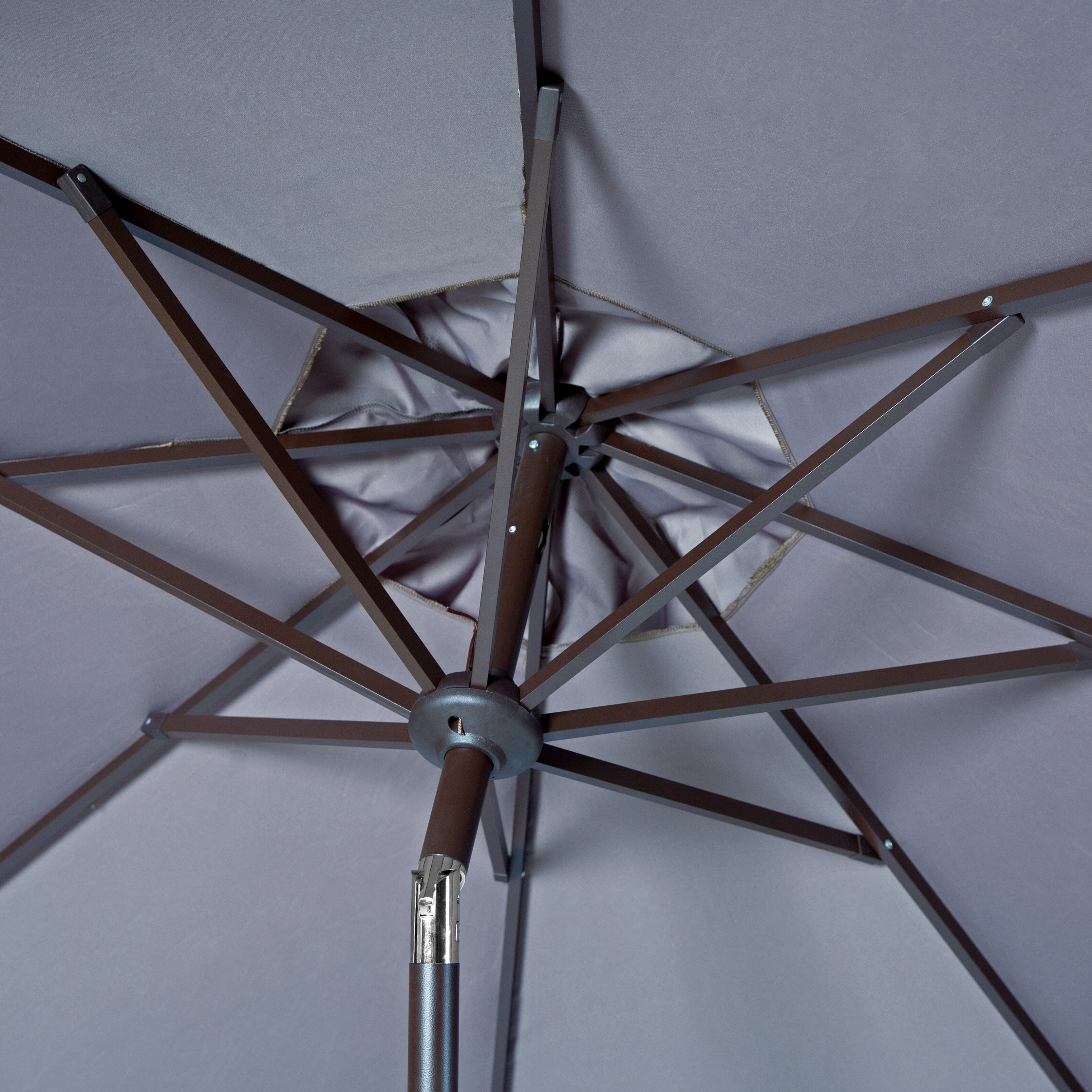 Parasol d'extérieur à manivelle SAFAVIEH Ronette Fringe de 9 pieds