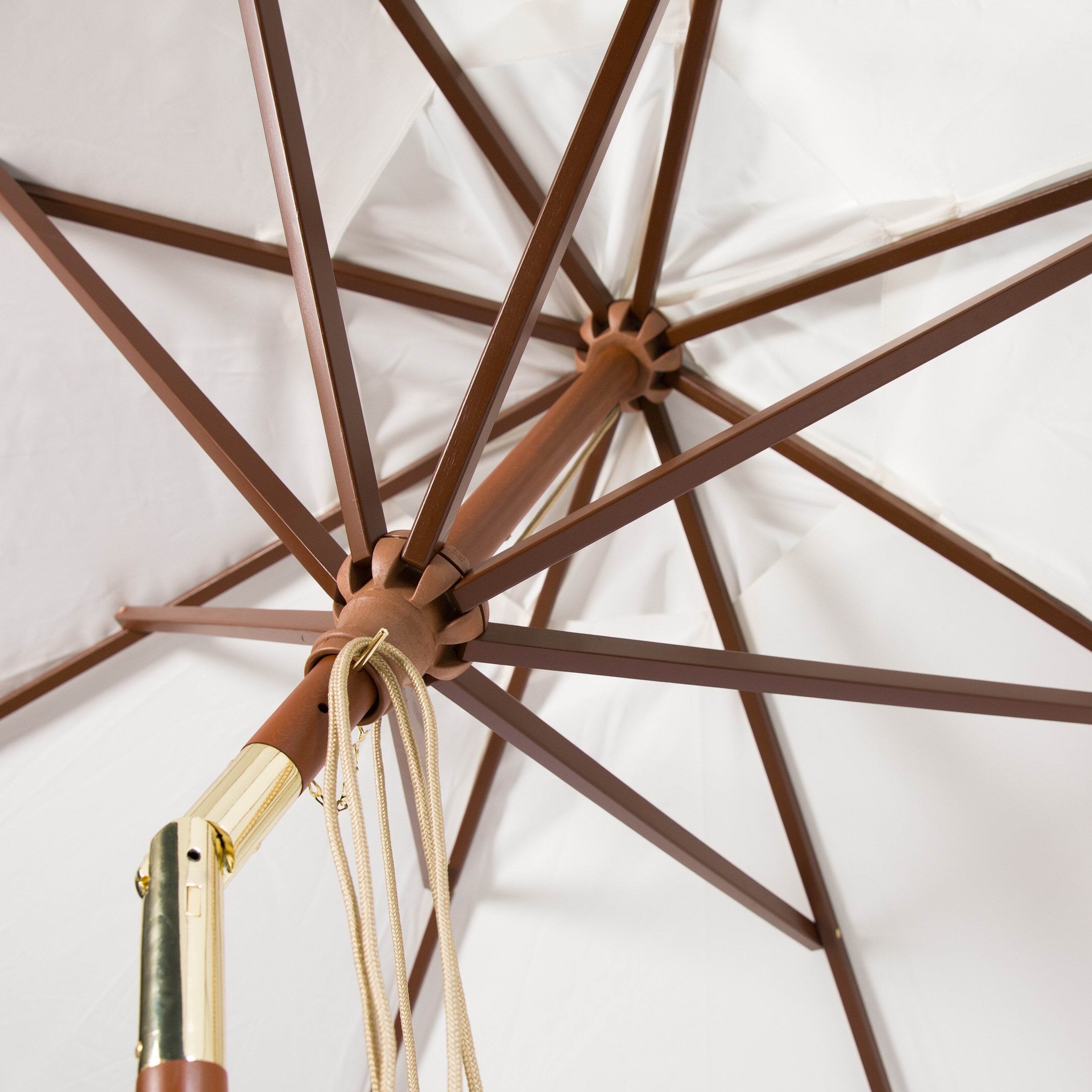 Parasol d'extérieur en bois SAFAVIEH Zlatana de 2,7 m