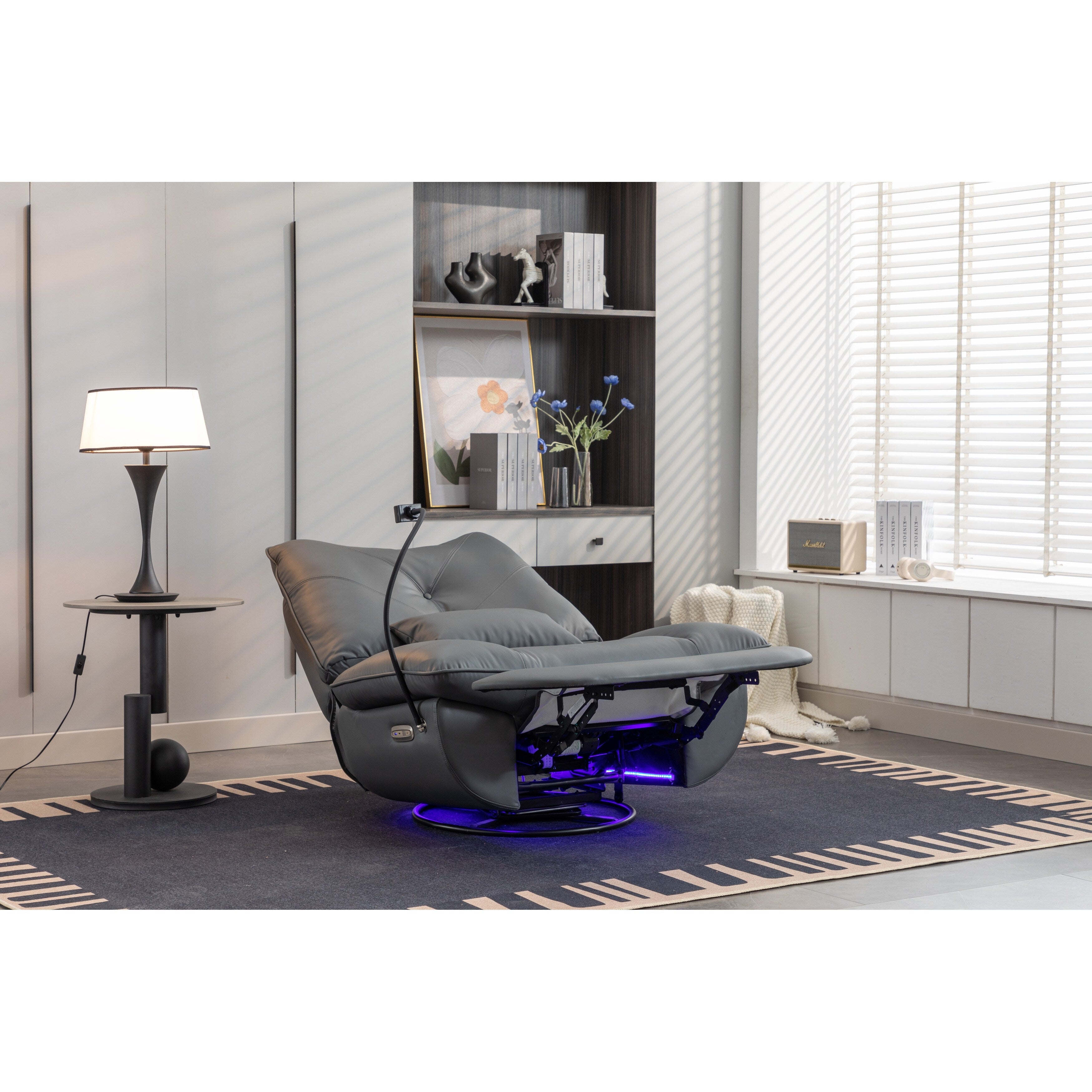 Fauteuil inclinable pivotant et électrique avec haut-parleurs Bluetooth, support de téléphone, ports de chargement USB et Type-C, rangement dissimulé des accoudoirs