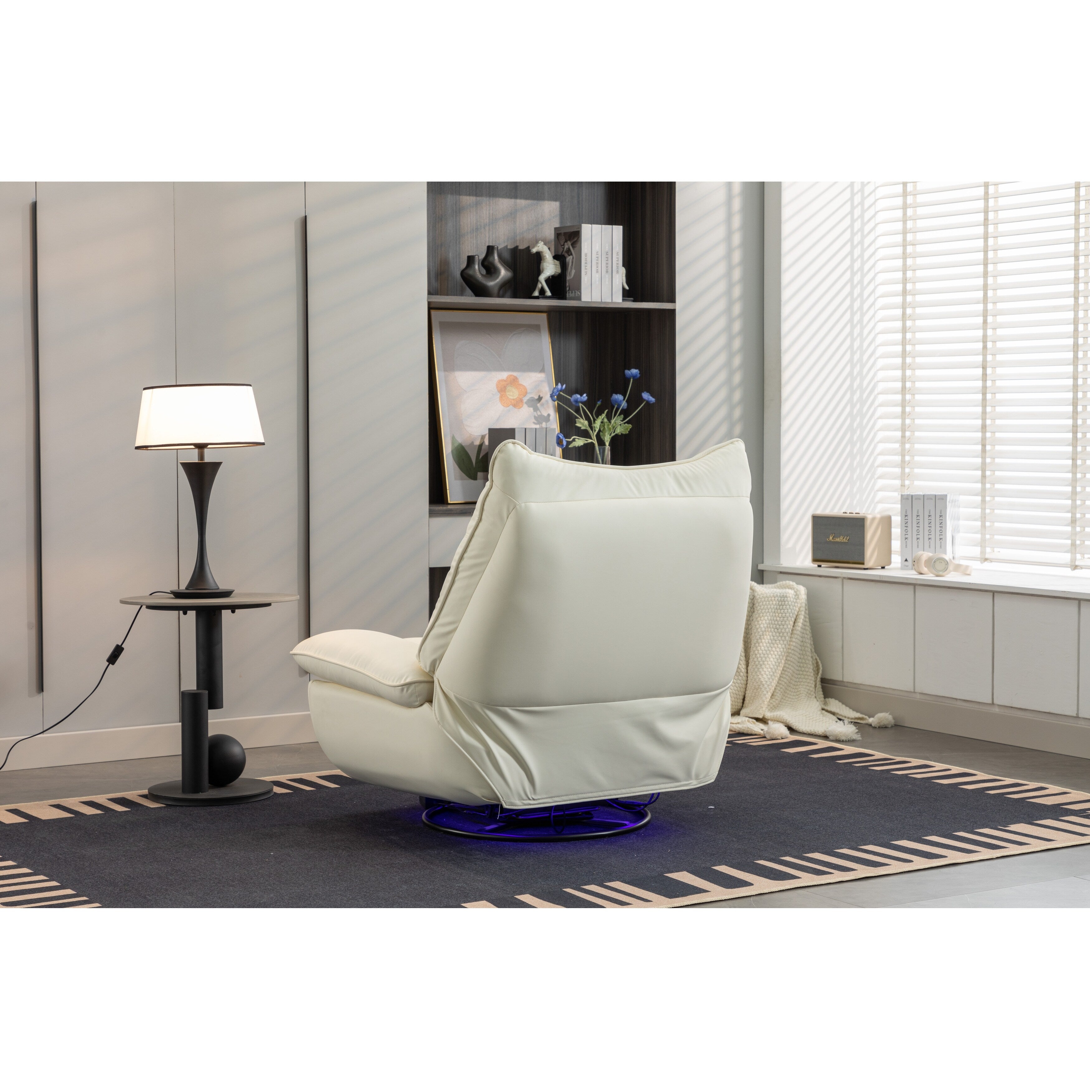 Fauteuil inclinable pivotant et électrique avec haut-parleurs Bluetooth, support de téléphone, ports de chargement USB et Type-C, rangement dissimulé des accoudoirs