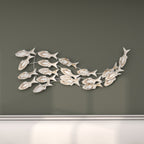 Décoration murale en bois faite main, motif poisson nageur, effet vieilli marron - Blanc - Roche River Decor