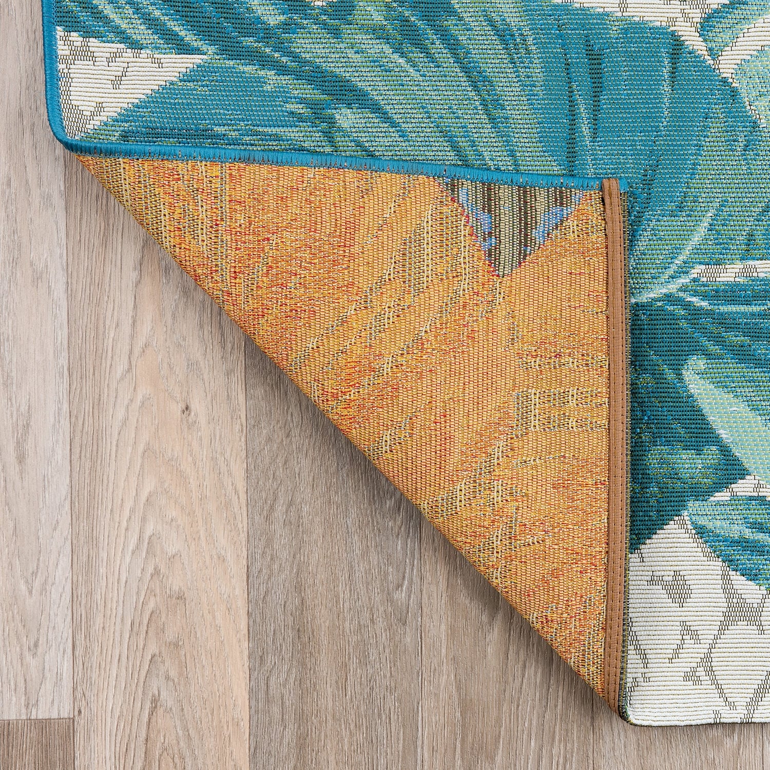 Tapis d'intérieur/extérieur contemporain à motif floral tropical de la World Rug Gallery